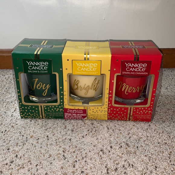 NWT Yankee Candle 3 Candle Holiday Set “Joy” “Bright” “Merry”